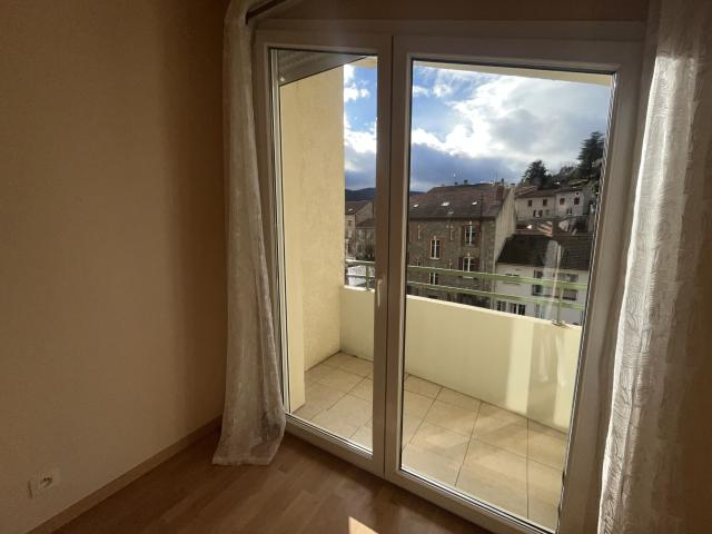 Appartement 4 pièces, 112 m² à louer à Bourg Argental 42220