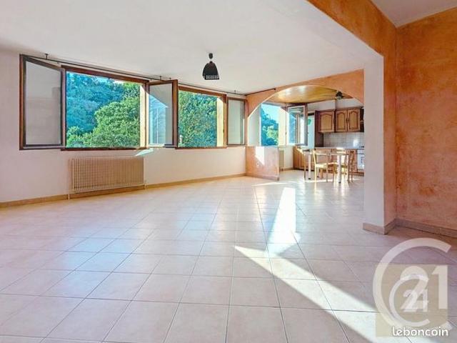 Appartement 4 pièces 113 m²