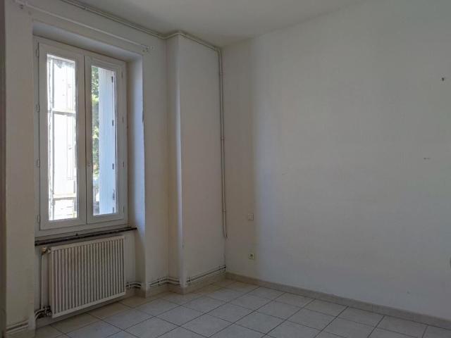 Appartement 4 pièces, 113 m² à louer à Narbonne 11100