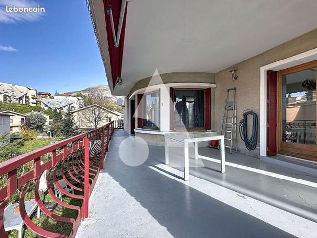 Appartement 4 pièces 114 m²