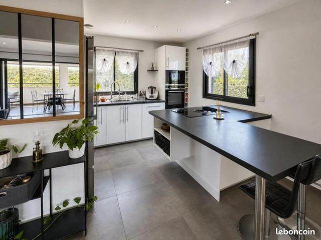 Appartement 4 pièces 114 m²