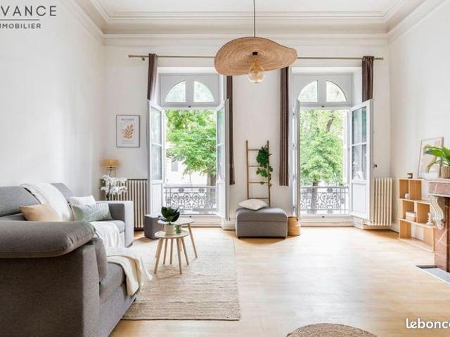 Appartement 4 pièces 114 m²