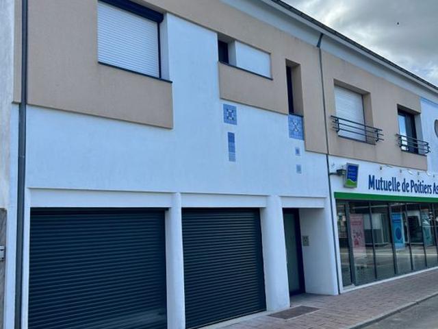 Appartement 4 pièces, 115 m² à louer à Challans 85300