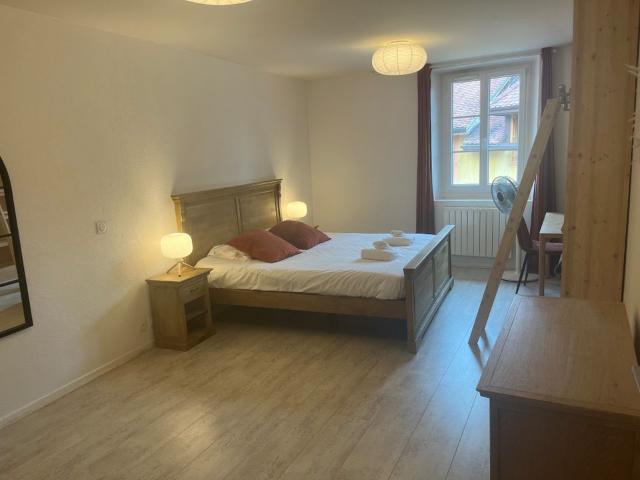 Appartement 4 pièces, 116 m² à louer à Annecy 74000