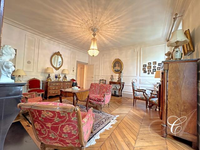 Appartement 4 pièces 117 m²