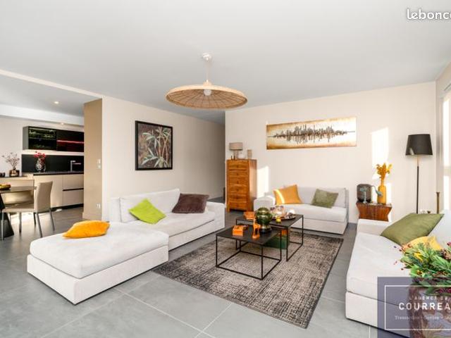 Appartement 4 pièces 117 m²