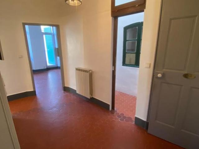 Appartement 4 pièces, 117 m² à louer à Le Beausset 83330