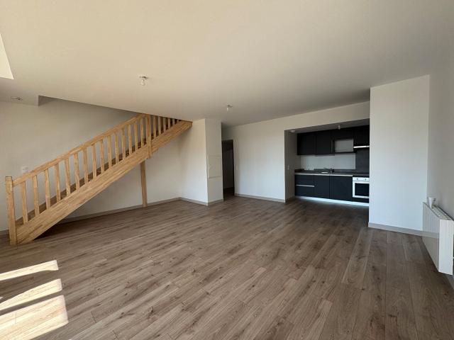 Appartement 4 pièces, 118 m² à louer à Châtellerault 86100