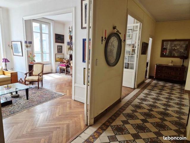 Appartement 4 pièces 119 m²