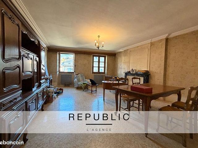 Appartement 4 pièces 119 m²