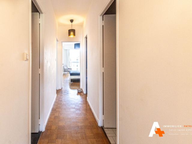 Appartement 4 pièces, 119 m² à louer à Marseille 8 13008