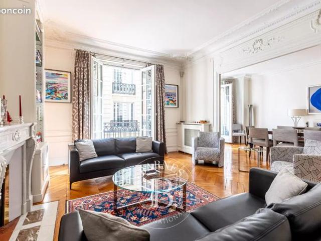 Appartement 4 pièces 120 m²