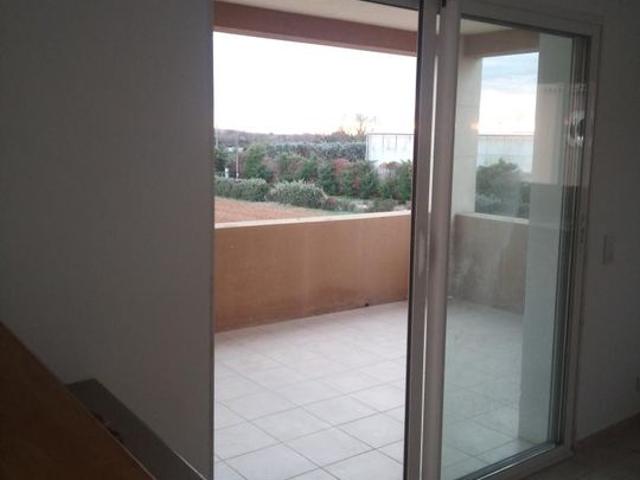 Appartement 4 pièces, 120 m² à louer à Saint Martin de Crau 13310