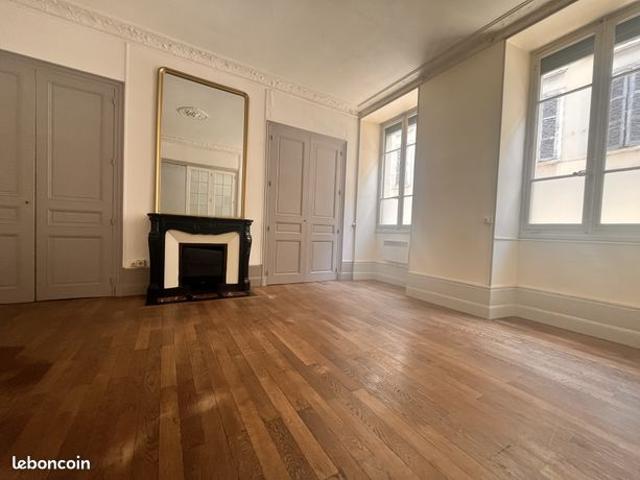 Appartement 4 pièces 121 m²