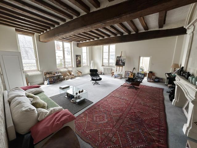 Appartement 4 pièces 121 m²