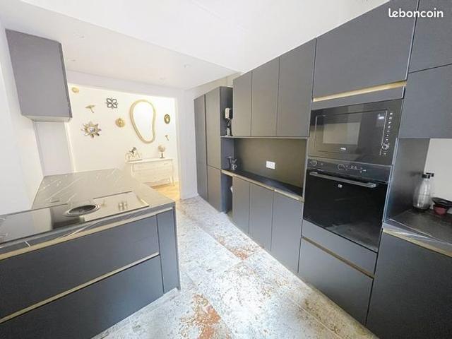 Appartement 4 pièces 121 m²