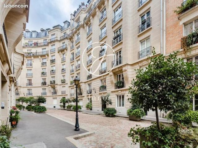 Appartement 4 pièces 121 m²