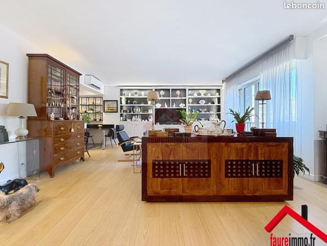 Appartement 4 pièces 121 m²