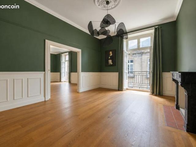 Appartement 4 pièces 122 m²