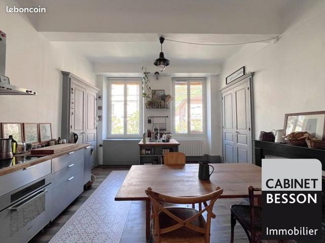 Appartement 4 pièces 125 m²