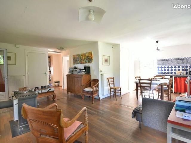 Appartement 6 pièces 125 m²
