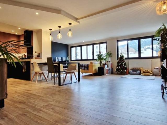 Appartement 4 pièces 125 m²