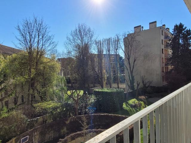 Appartement 4 pièces 125 m²