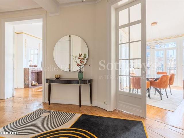 Appartement 4 pièces 126 m²