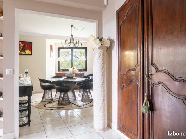 Appartement 4 pièces 126 m²