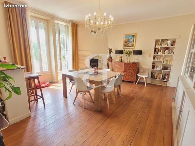 Appartement 4 pièces 126 m²