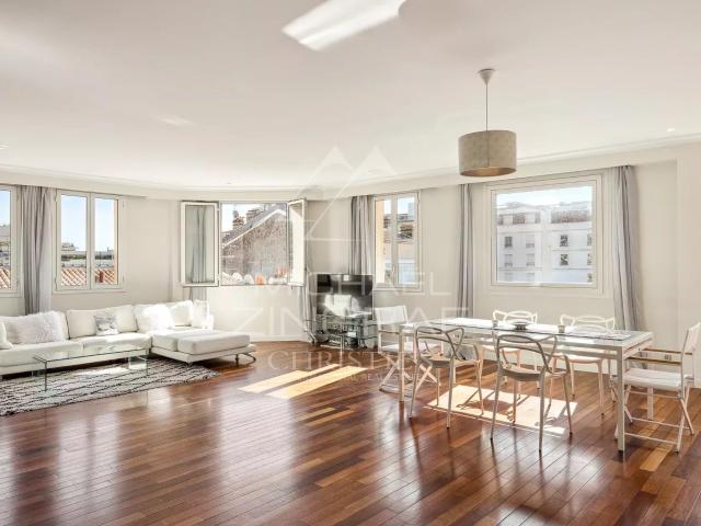 Appartement 4 pièces 127 m²