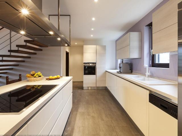Appartement 4 pièces 127 m²