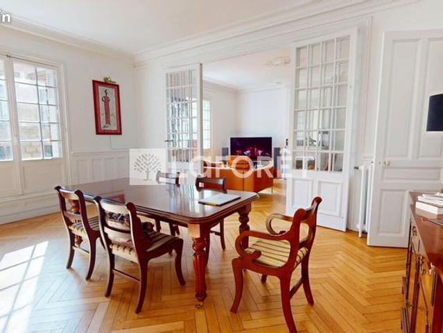 Appartement 4 pièces 127 m²