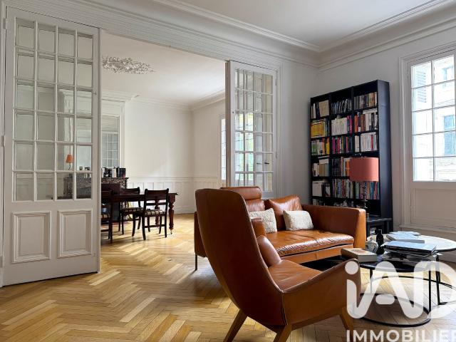 Appartement 4 pièces 127 m²