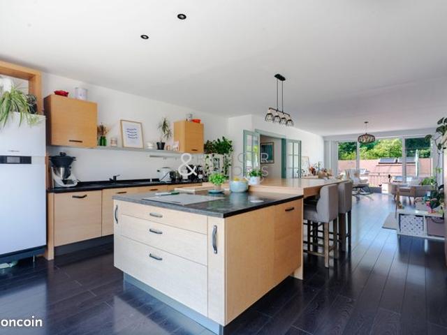 Appartement 4 pièces 127 m²