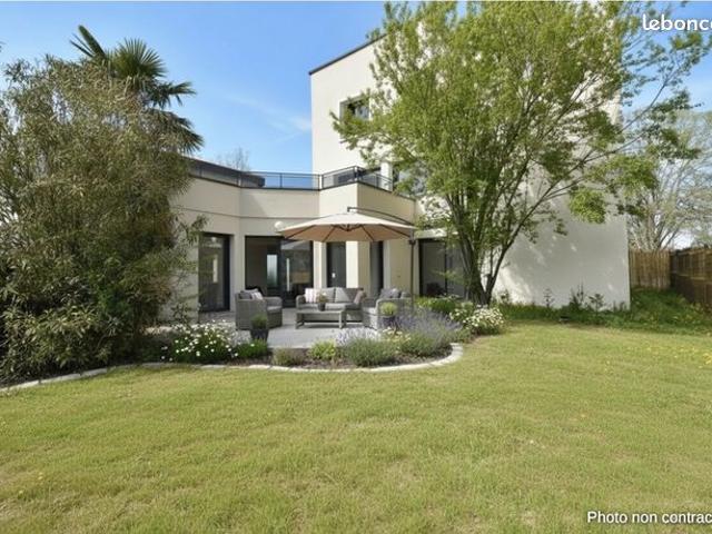Appartement 4 pièces 127 m²