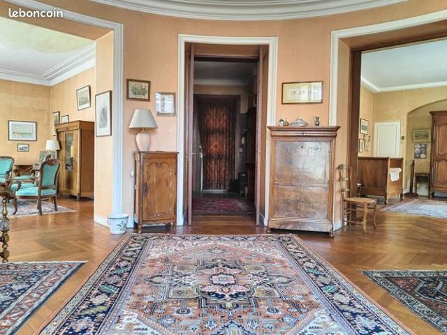 Appartement 4 pièces 128 m²