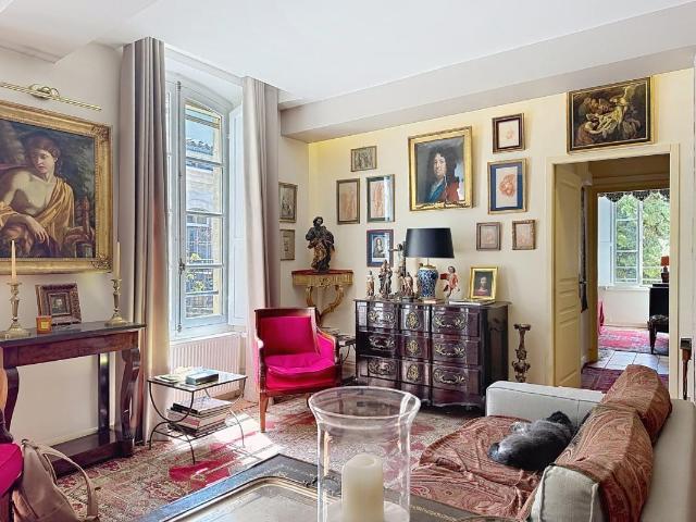 Appartement 4 pièces 128 m²