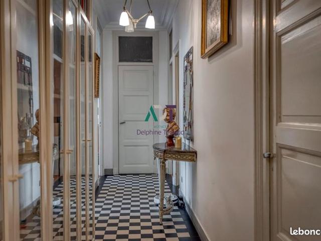 Appartement 4 pièces 128 m²