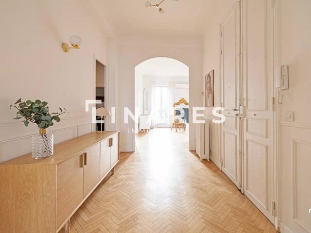 Appartement 4 pièces 128 m²
