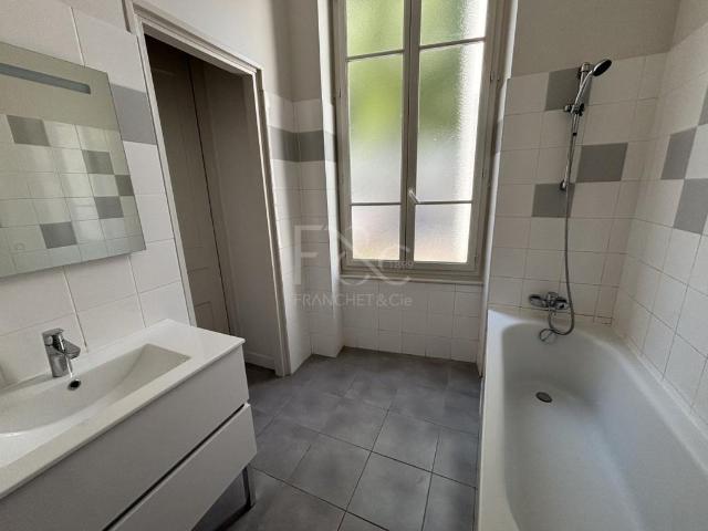 Appartement 4 pièces 128 m²