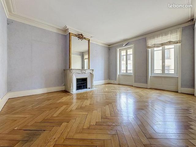 Appartement 4 pièces 128 m²
