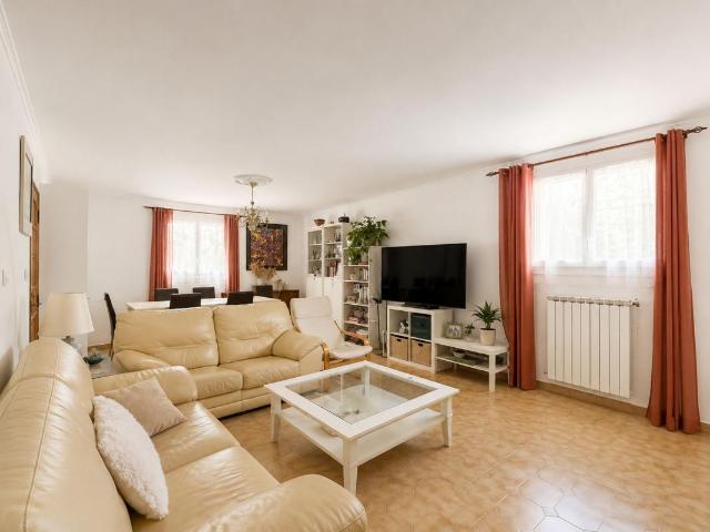Appartement 4 pièces, 129 m² à louer à Saint Gély du Fesc 34980