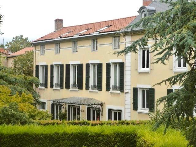 Appartement 4 pièces 130 m²