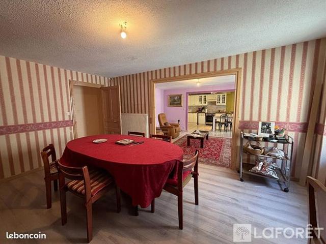 Appartement 4 pièces 130 m²