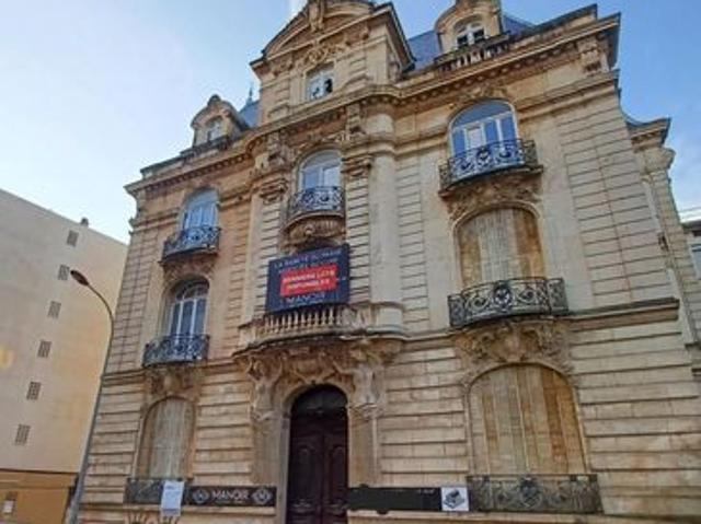 Appartement 4 pièces 130 m²