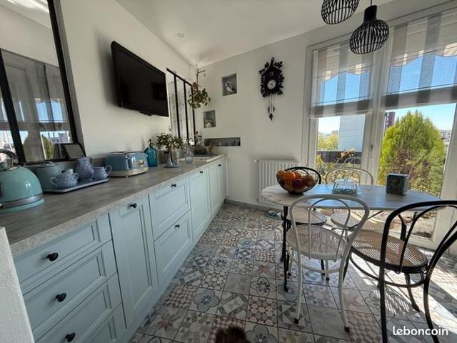 Appartement 4 pièces 130 m²