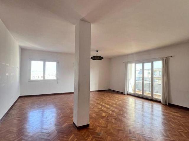 Appartement 4 pièces 130 m²