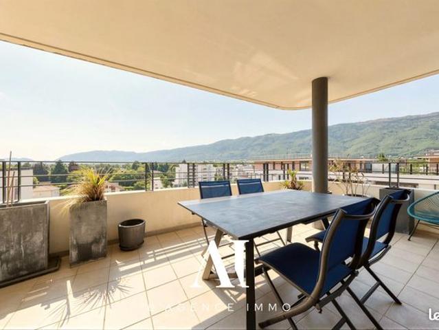 Appartement 4 pièces 130 m²