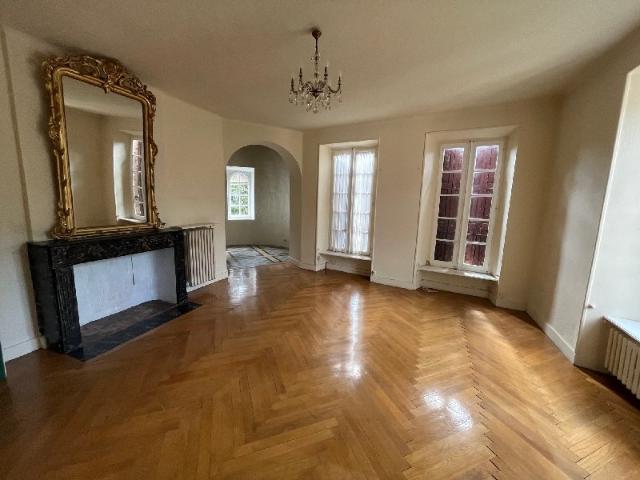 Appartement 4 pièces 130 m²